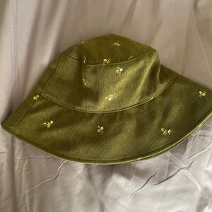 Universal Thread Olive Green Bucket Hat